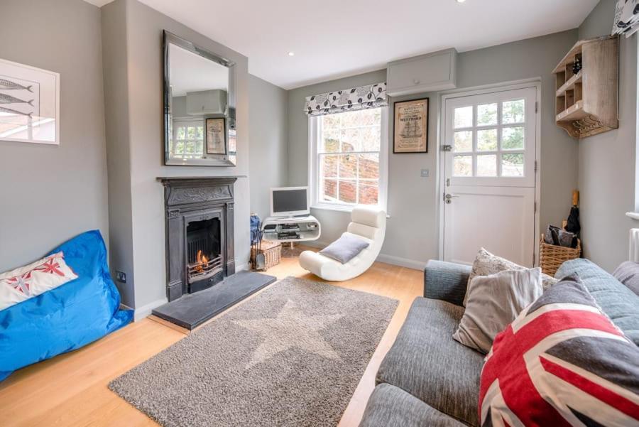 6 West Lane In Aldeburgh - Beautiful Cottage Near High Street Екстериор снимка