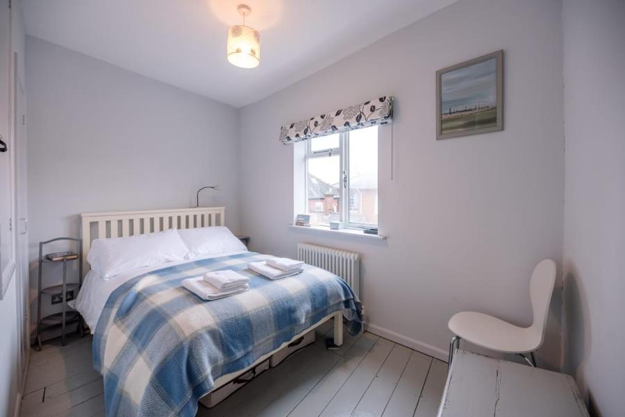 6 West Lane In Aldeburgh - Beautiful Cottage Near High Street Екстериор снимка